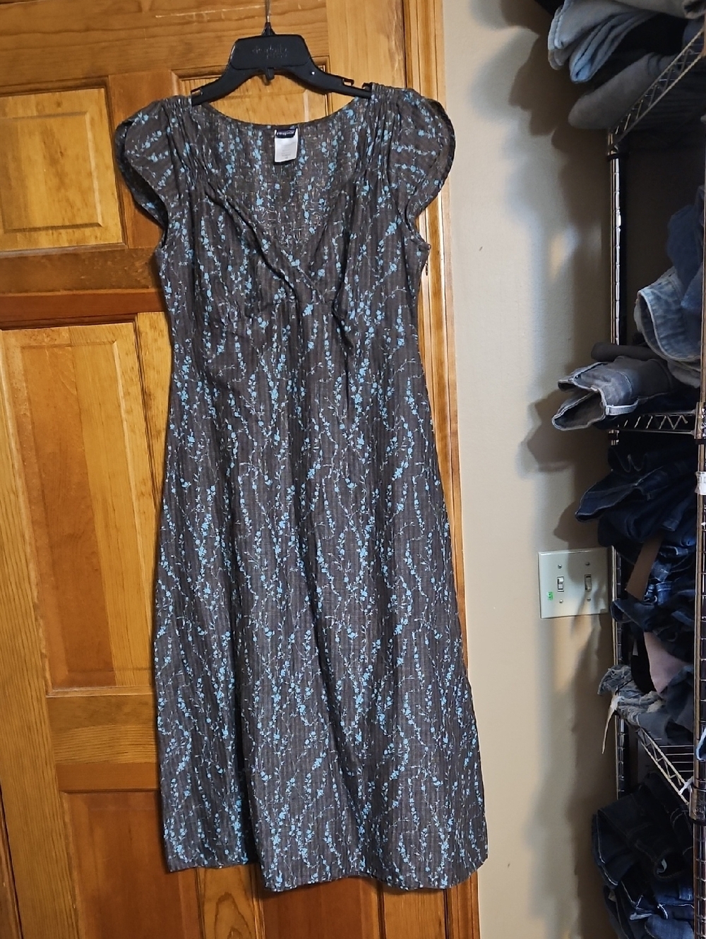 Patagonia Brown Floral-Print Midi Dress with Blue Accents - Picture 2 of 9